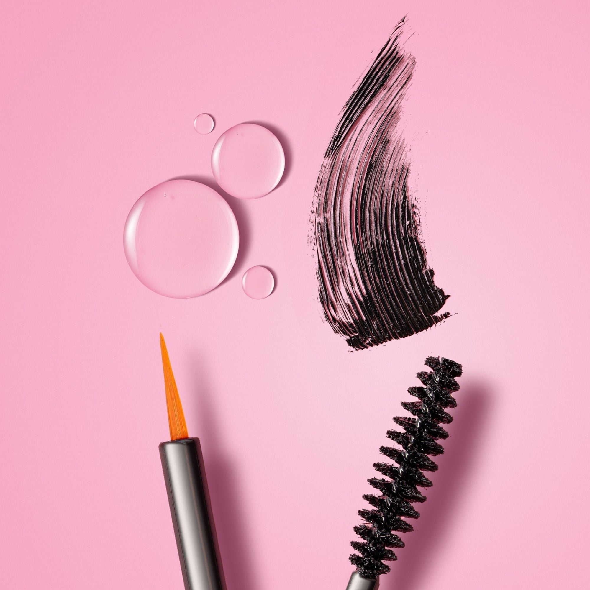 How to Remove Waterproof Mascara Without Damaging Your Lashes