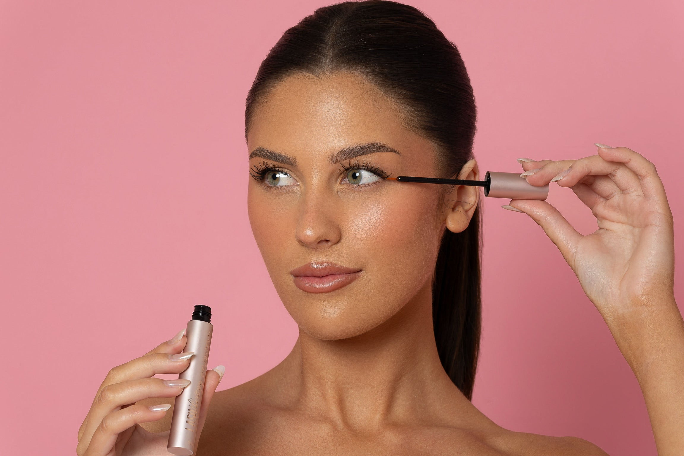 How to Make Your Eyelashes Look Longer Naturally